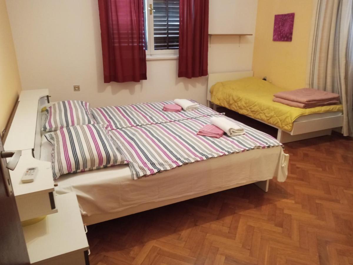 Apartman Sole Apartment Karigador Exterior photo